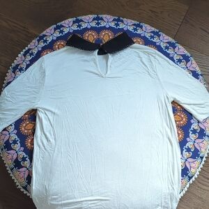 Misia Cream Shirt with Black Collar